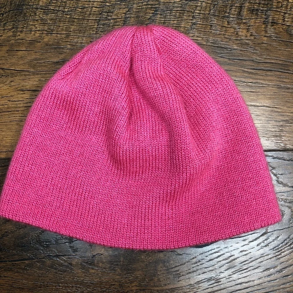 SUPER GIRL‎ Pink S Beanie Hat Cap - Size Youth 4-16
